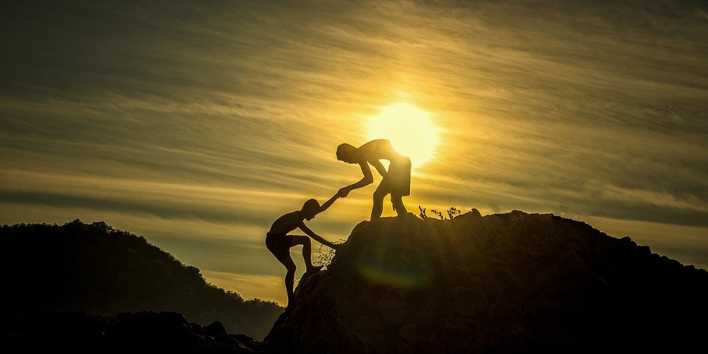 サポートケースを申請するには